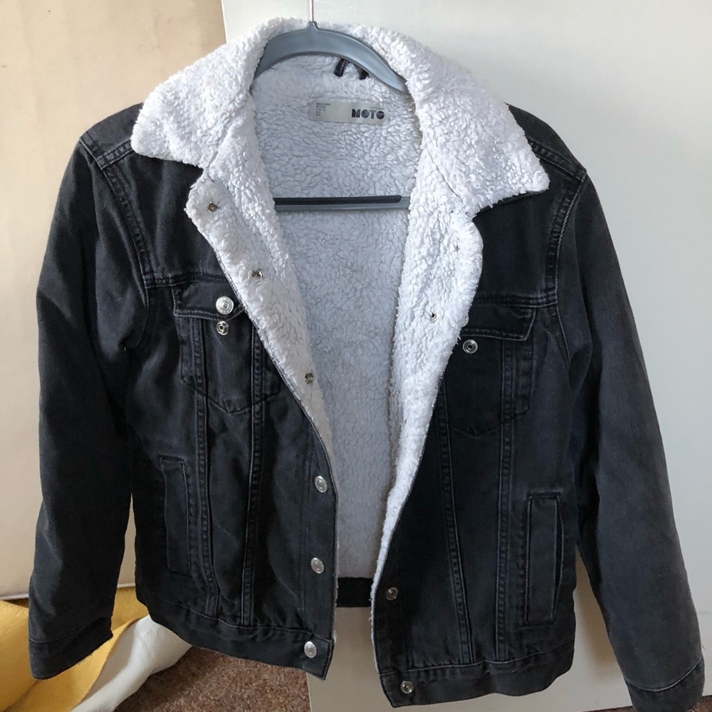 Top shop Sherpa lined denim jacket